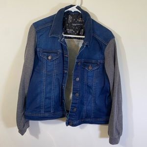 Lee’s Platinum Label Jean Jacket with Sweatshirt Sleeves